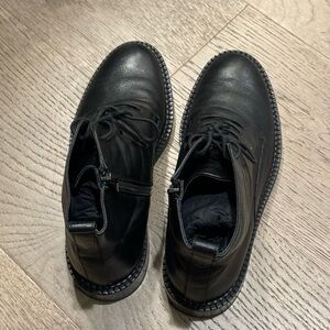 Vince Lace-up combat bootie